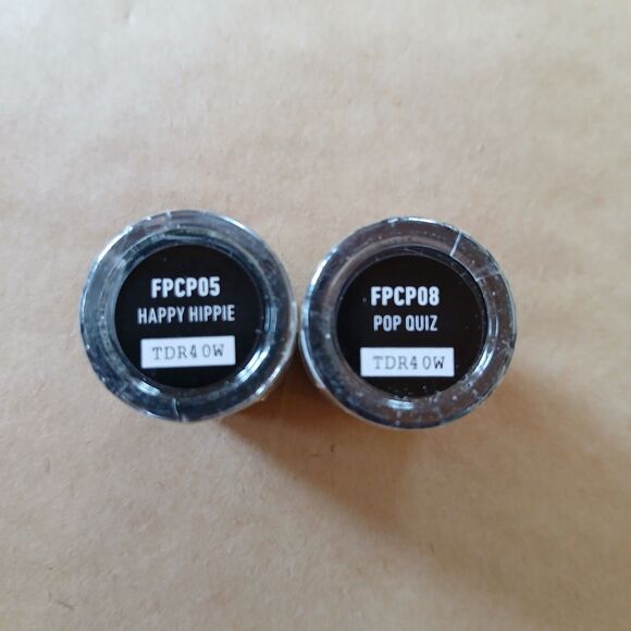 2 NYX Foil Play Cream Pigment Eye Shadow Happy Hippie & Pop Quiz - Picture 2 of 5